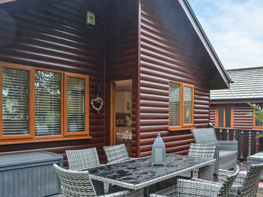 Sitting-out-area | Folly Lodge, Bridlington