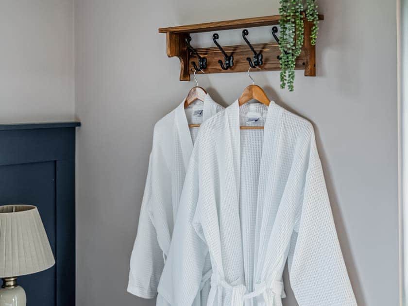 Interior | Cuckoo Lodge - Merbach Hill View Holidays, Clifford