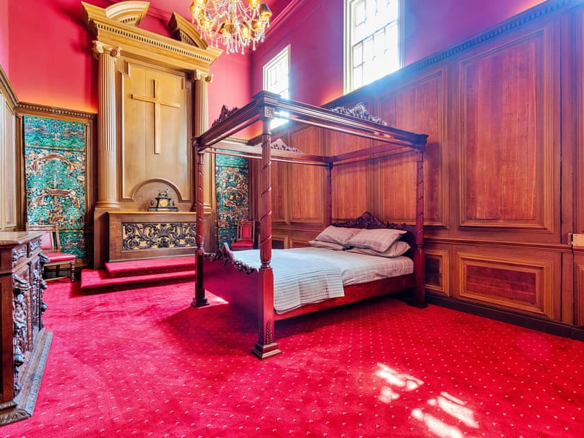 Double bedroom | Hickleton Hall Estate, Hickleton, near Doncaster