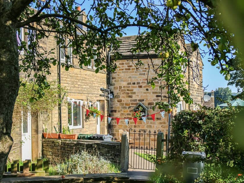 Exterior | Little Badger Cottage, Kirkburton, near Huddersfield