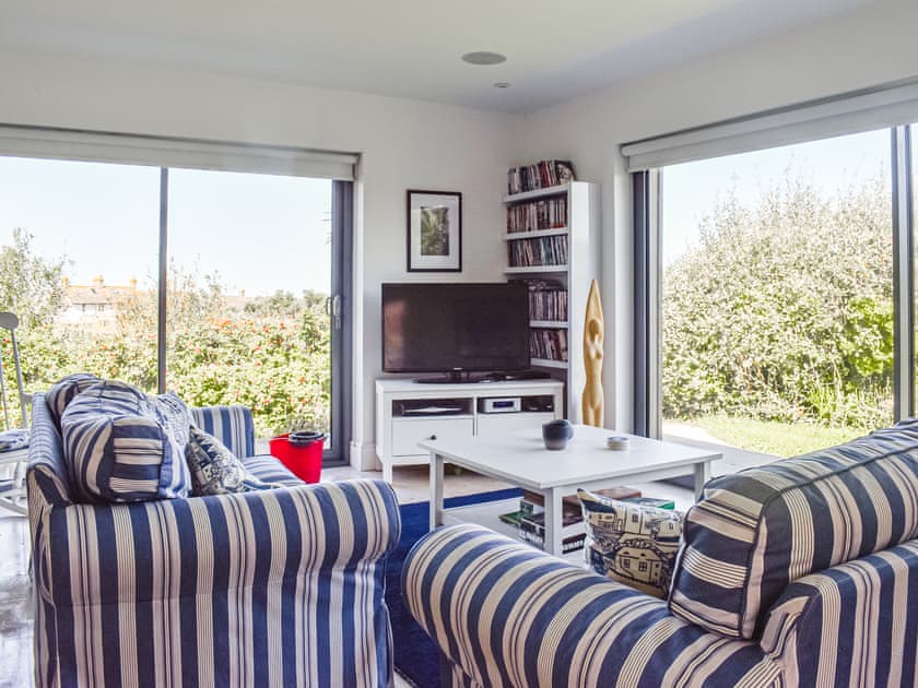 Living room | Some Place, Sennen