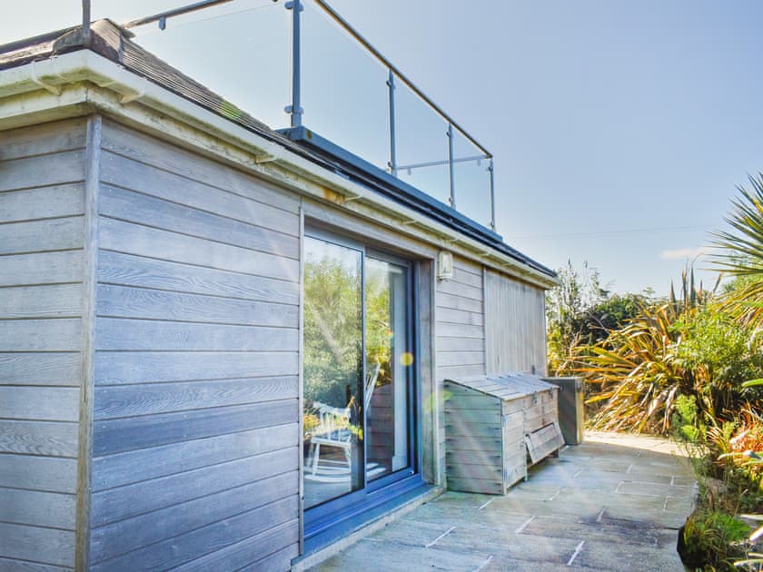 Exterior | Some Place, Sennen