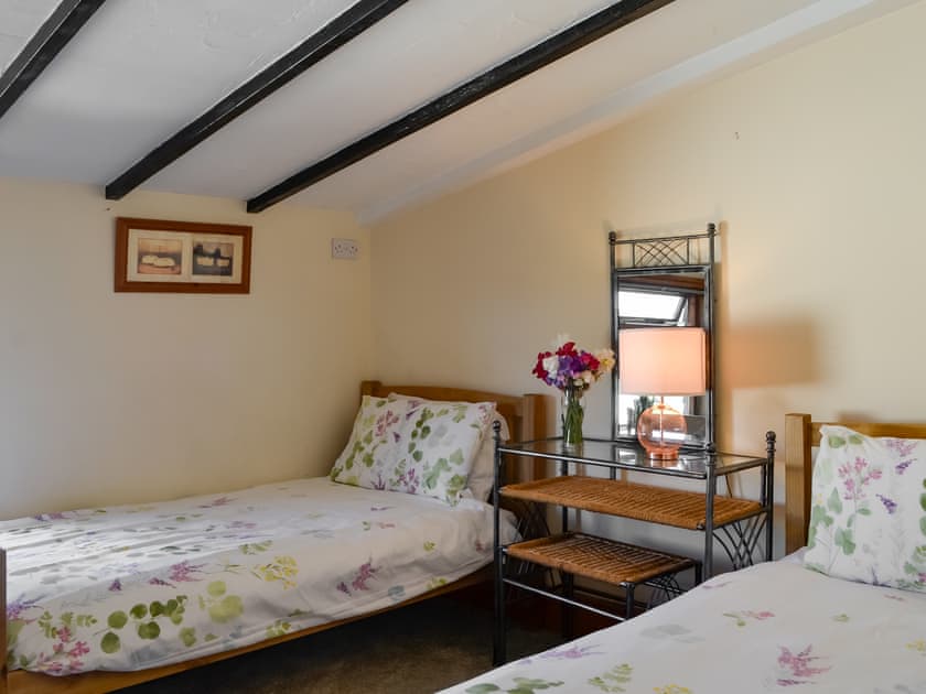 Twin bedroom | The Granary - Bailey Mill, Newcastleton