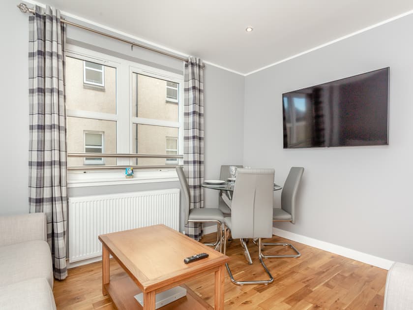 Living room/dining room | Inverness Highland Apartment, Inverness