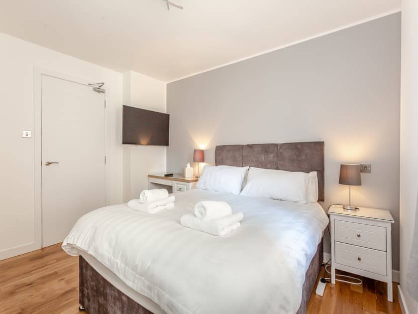 Double bedroom | Inverness Highland Apartment, Inverness