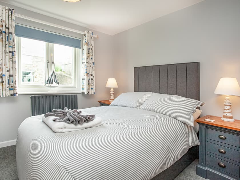 Double bedroom | 6 Camelside, Wadebridge
