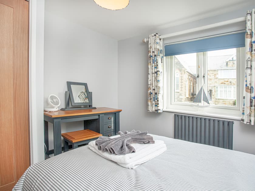 Double bedroom | 6 Camelside, Wadebridge