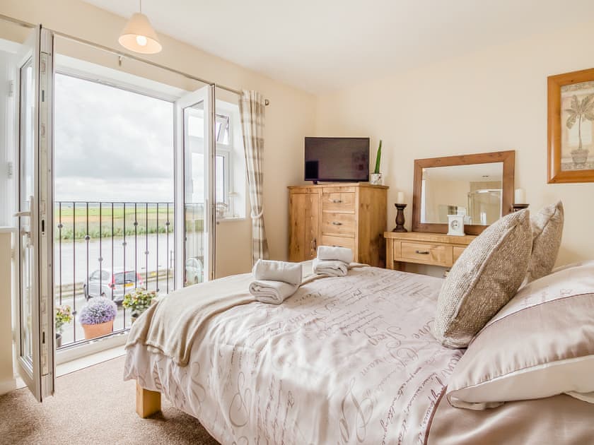 Double bedroom | Yare Cottage, Reedham