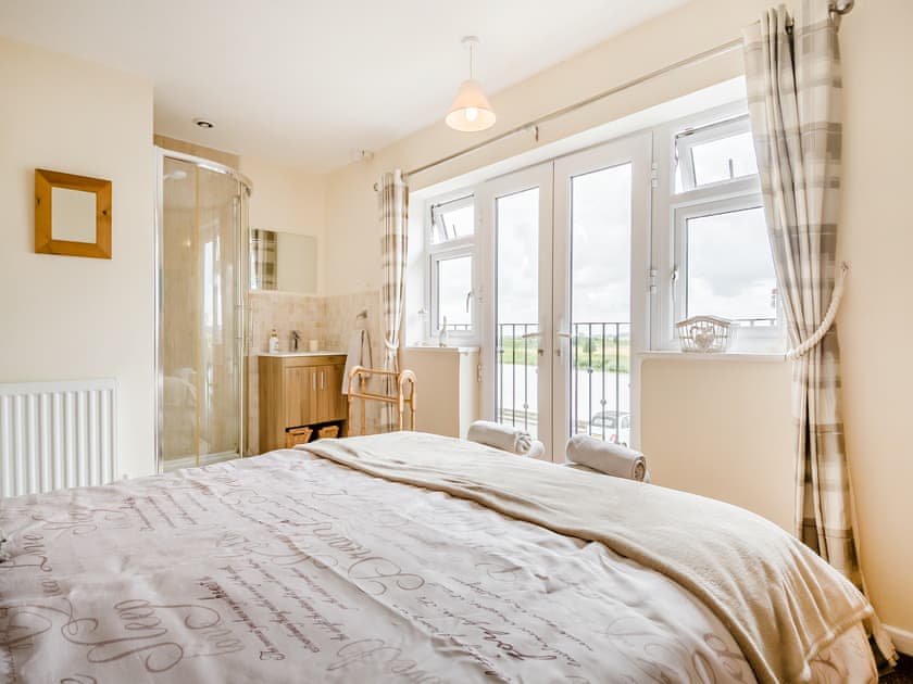 Double bedroom | Yare Cottage, Reedham