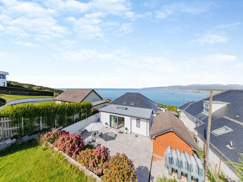 Exterior | Penrhiw, Borth