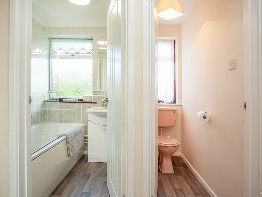 Bathroom | Kate’s Cottage, Warbstow, near Crackington Haven