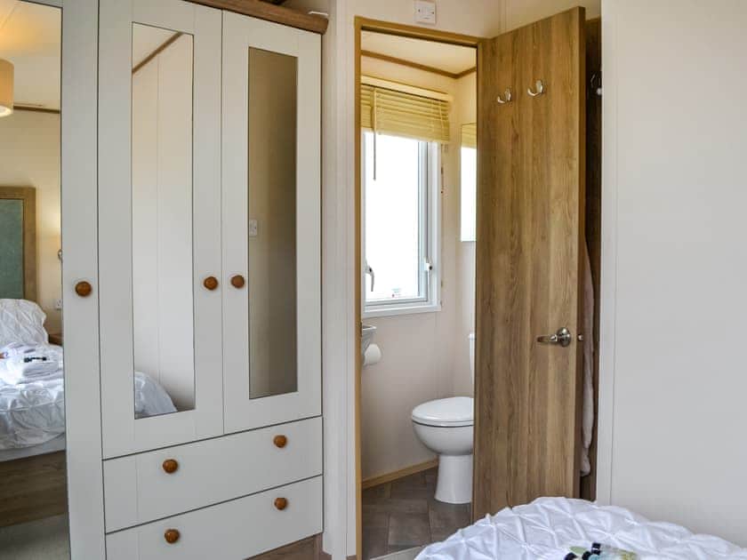 Double bedroom | Sea View 14 - Bonnie Escapes, Southerness