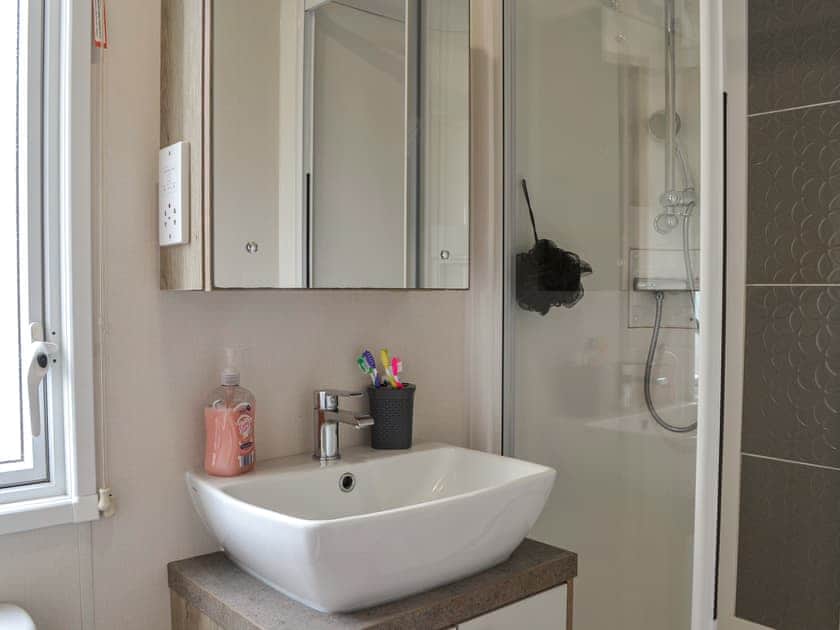 Bathroom | Sea View 14 - Bonnie Escapes, Southerness