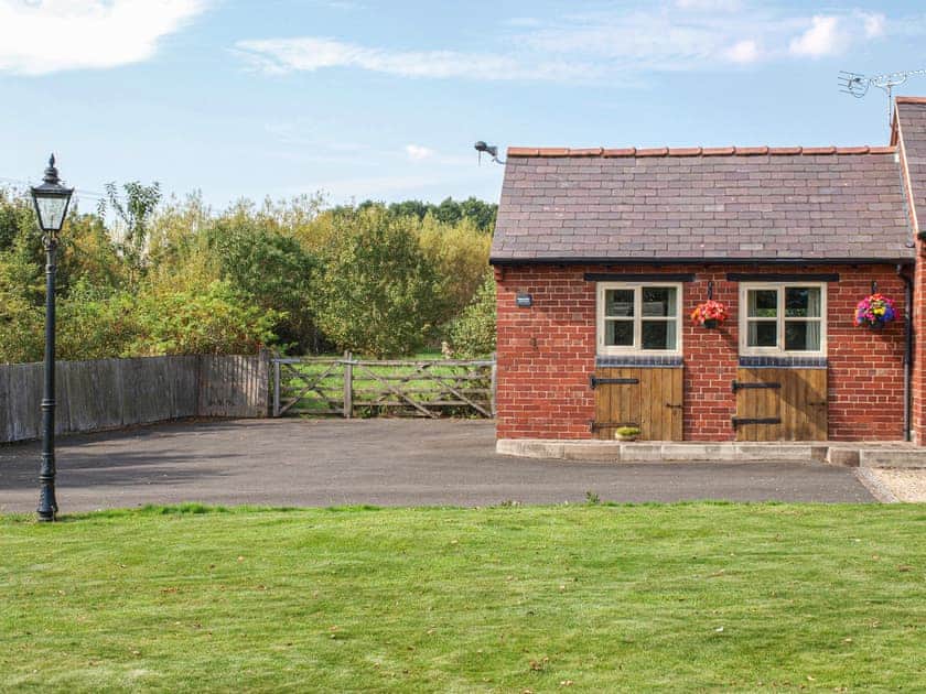Parking | Orchard View, Asterley, near Shrewsbury