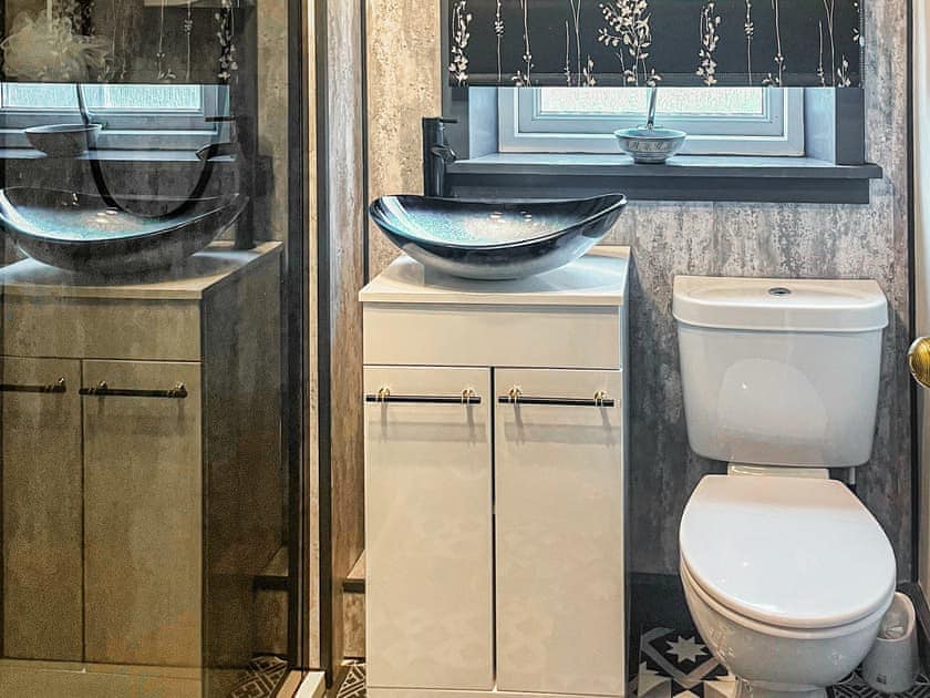 Bathroom | Gigha - Harbour Row, Drummore, near Stranraer