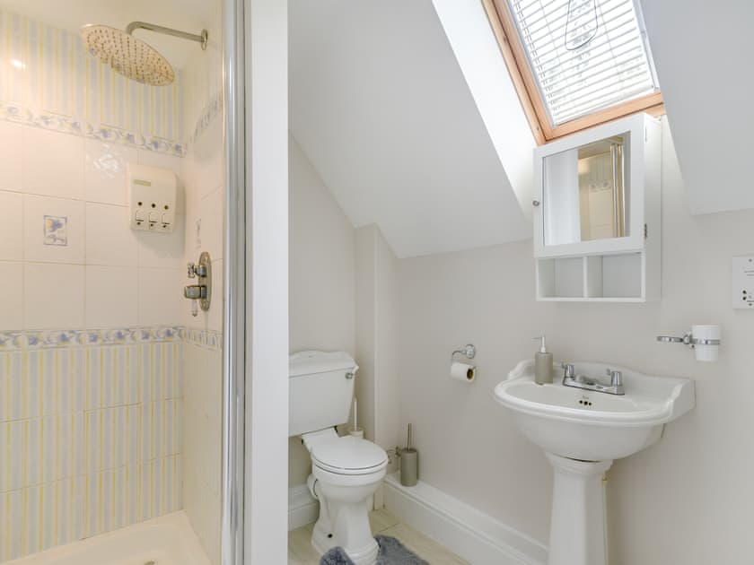 Bathroom | The Stirrup Cottage, Willoughton