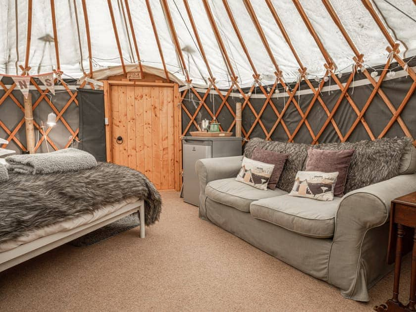 Open plan living space | Yurt Heather - Alexander House, Auchterarder