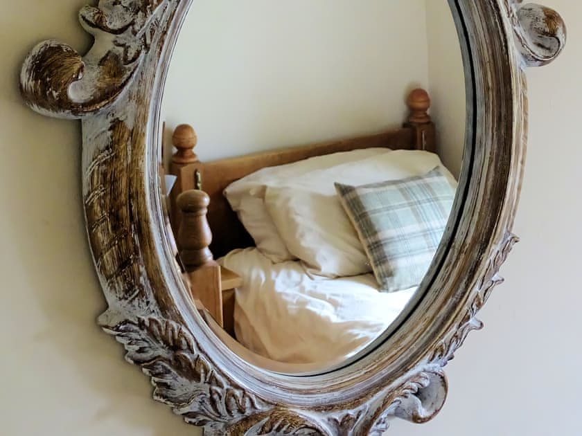 Twin bedroom | Snowdrop Cottage, Thornton Steward, near Leyburn