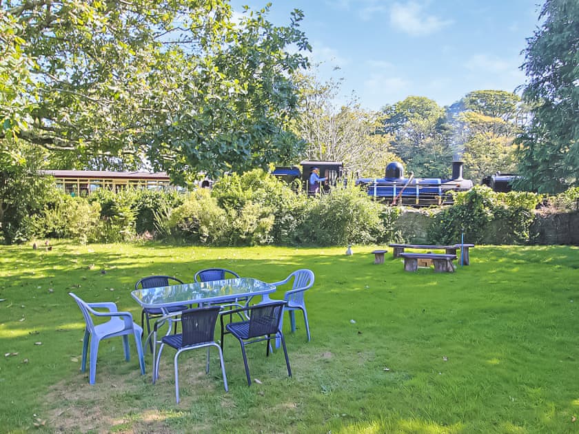 Garden | Garden Flat, Porthmadog