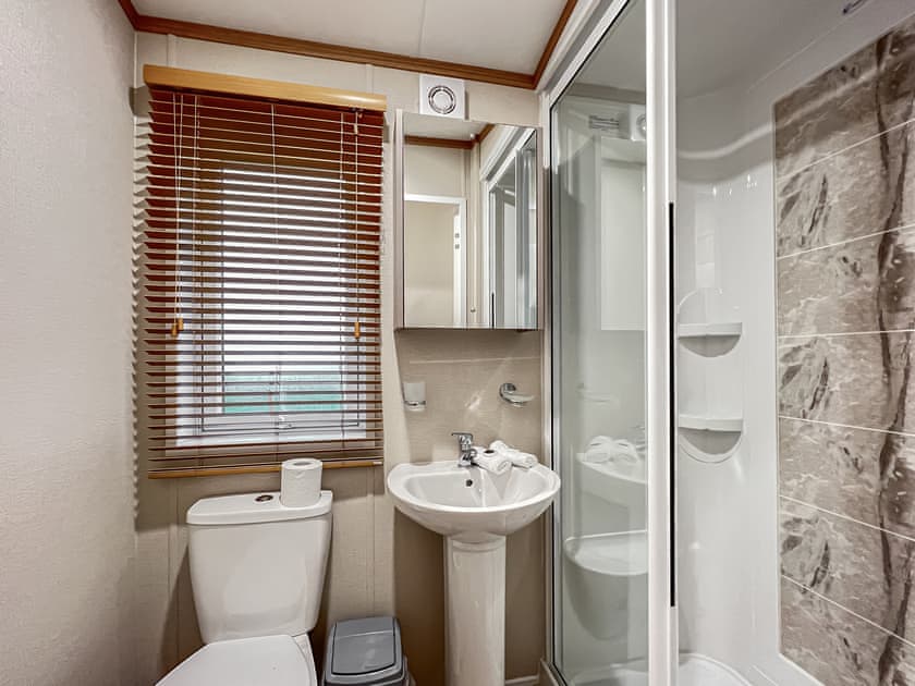 Bathroom | Abington 14, St Andrews