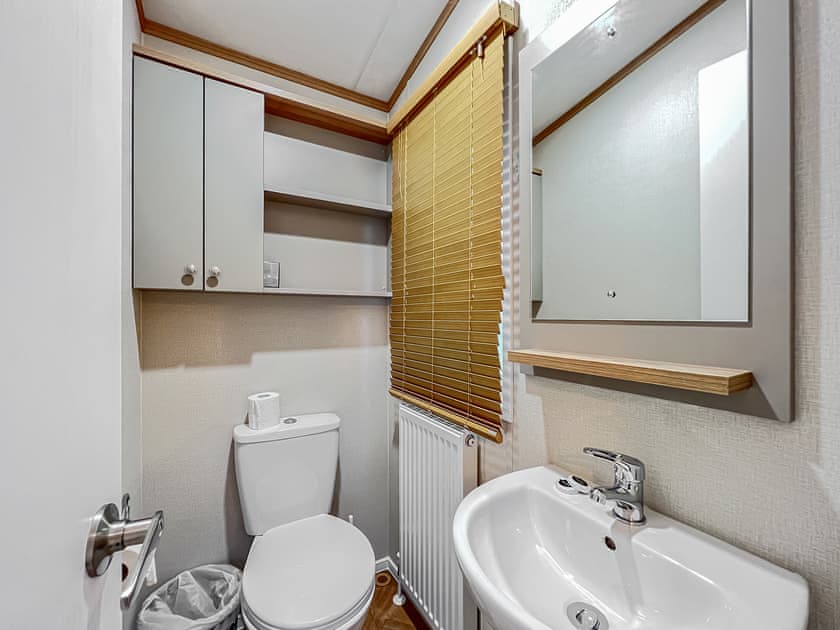 Bathroom | Abington 14, St Andrews