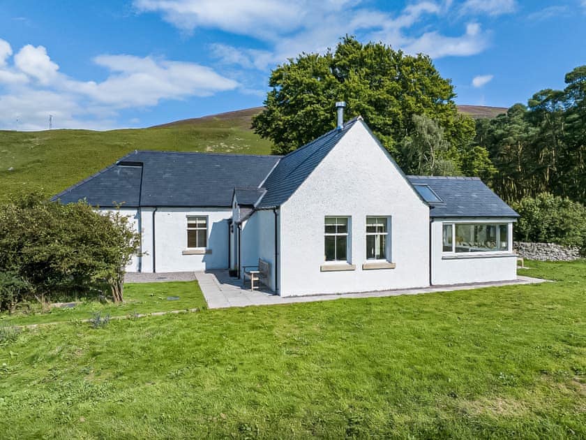 Exterior | Tweedford Cottage - Drumelzier Place Farm, Drumelzier, near Peebles