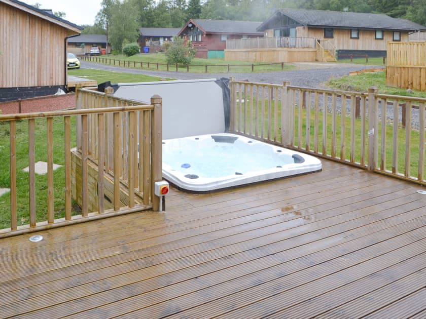 Hot tub | Little Fawn, Otterburn near Bellingham