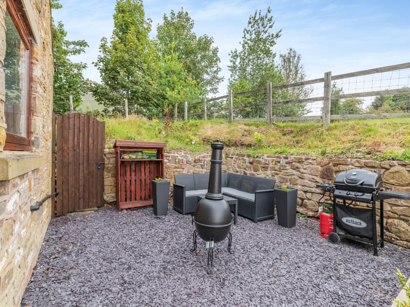 Sitting-out-area | Woodlands Barn, Chinley
