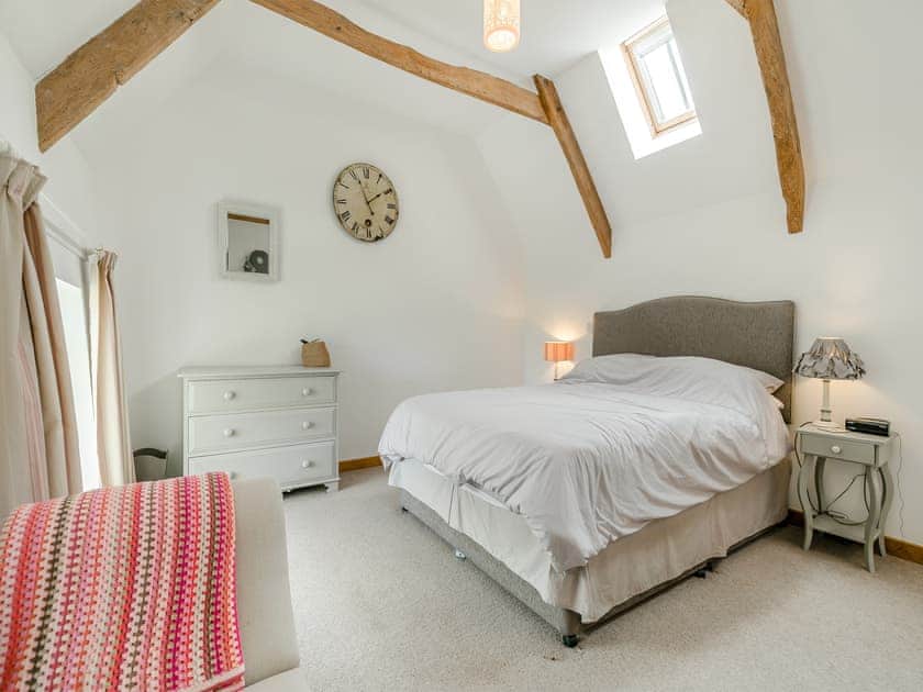 Bedroom 1, king size with en-suite  | Myrtle Cottage, St Just-in-Roseland, near St Mawes