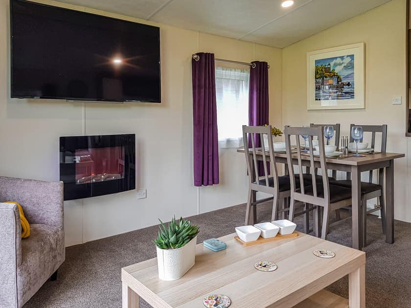 Living room/dining room | GlenBeagles Lodge, Dollar, near Stirling