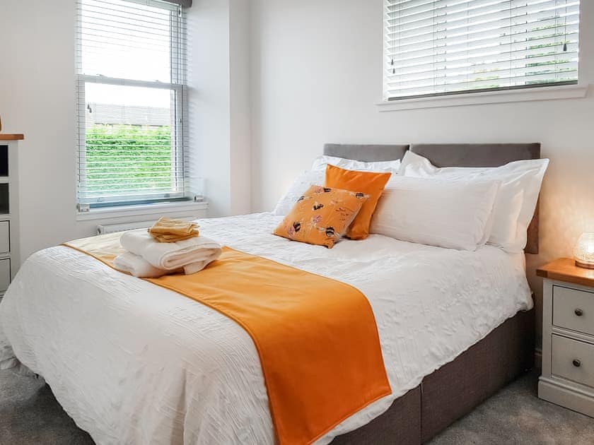Double bedroom | Invergyle - Liquorstane House, Falkland