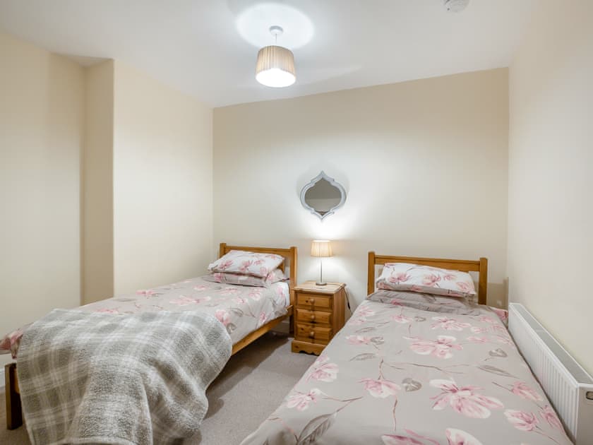 Twin bedroom | Rhiw Bank Apartment, Colwyn Bay