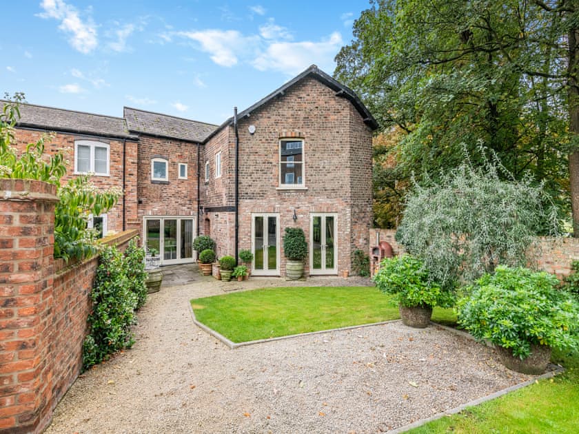 Exterior | The Lodge, Mount Vale, near York