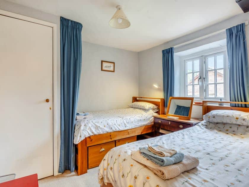 Twin bedroom | Old Orchard Cottage, Dilton Marsh, near Westbury