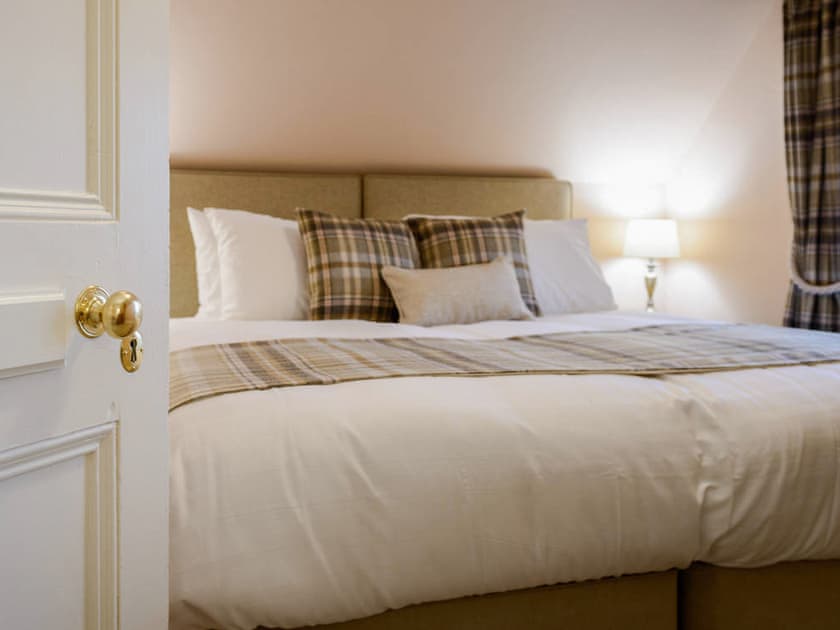 Double bedroom | Broomrigg Farmhouse, Pencaitland, near Tranent