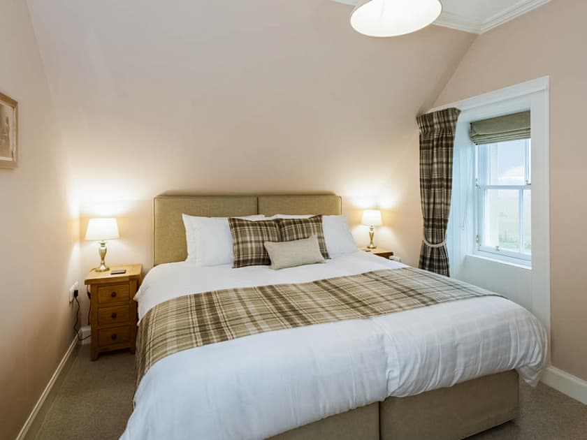 Double bedroom | Broomrigg Farmhouse, Pencaitland, near Tranent