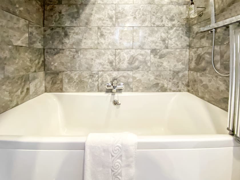 Bathroom | Meadfoot Bay Apartment at Hesketh Crescent, Torquay