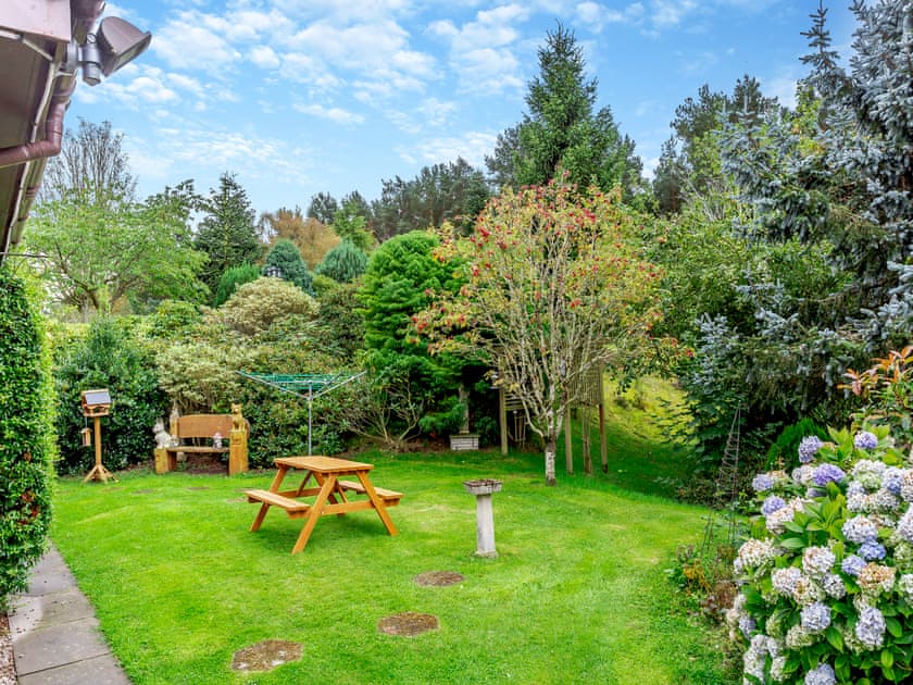 Garden | Drummond House, Loch Flemington, near Inverness