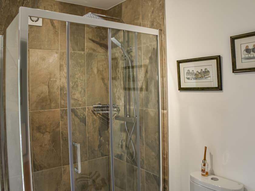 Bathroom | Chestnut Lodge - Solar Rise Lodges, Old Buckenham