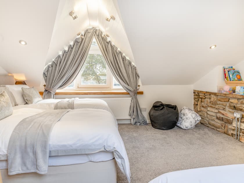 Family bedroom | Bwlch Farm Lodge, Cwmavon, near Swansea