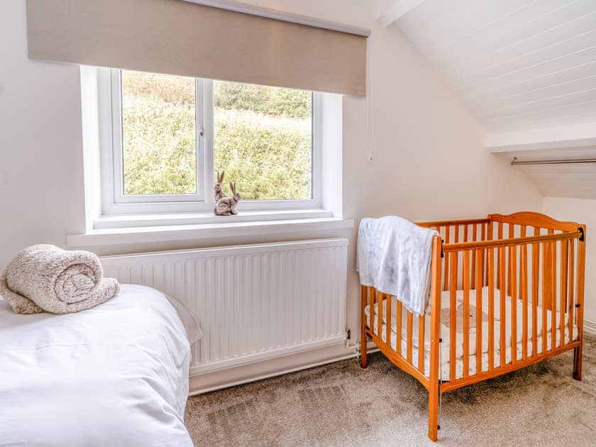 Bedroom | Bwlch Farm Lodge, Cwmavon, near Swansea
