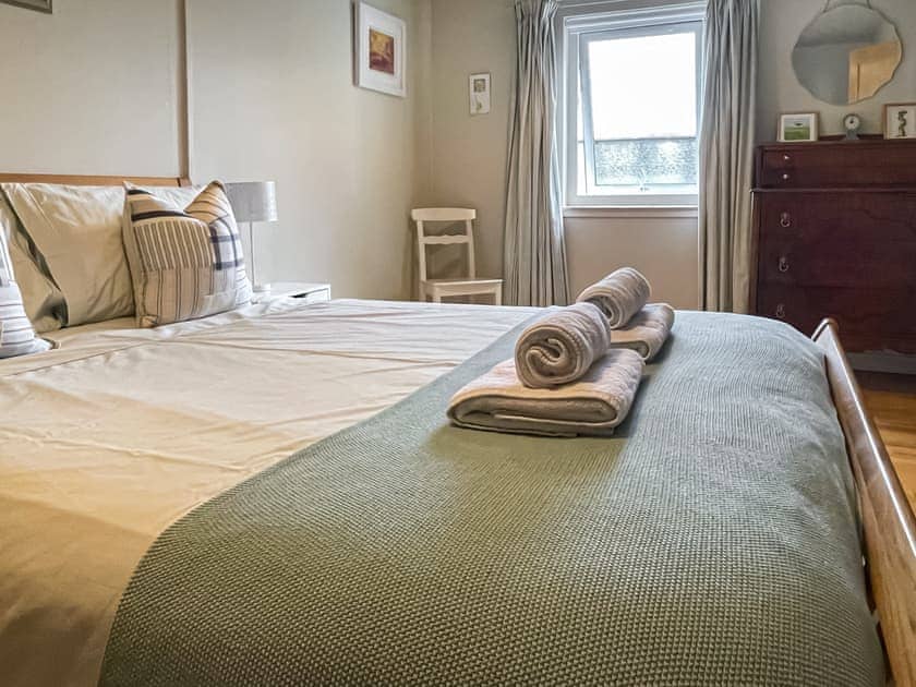 Double bedroom | Hollinhaven, Blackwaterfoot, Isle of Arran