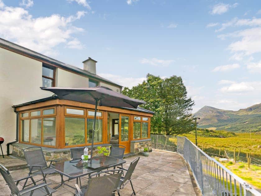 Terrace | Rhyd Ddu Farm Cottage, Rhyd Ddu