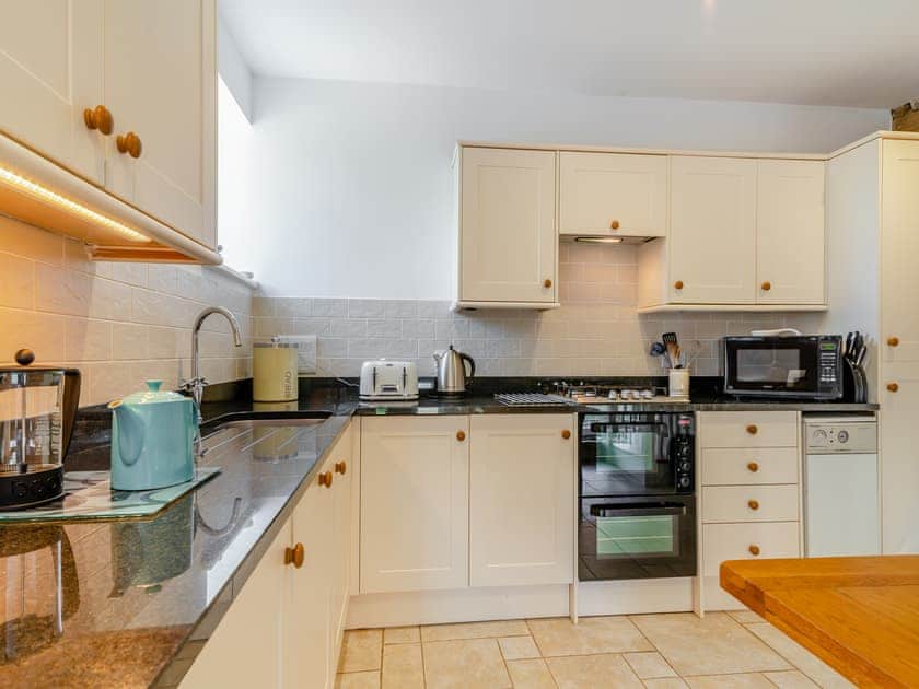 Kitchen/diner | Coltus Lands - Forest Lodge Farm, Castleton