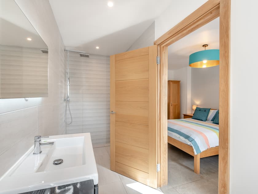 En-suite wet room | Tree Park, Halwell, near Totnes