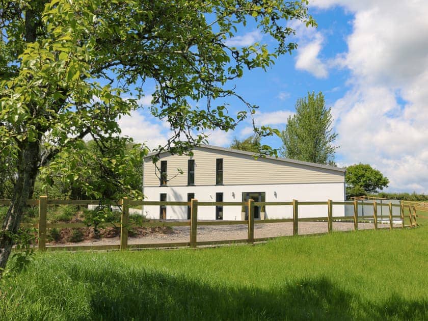 Fantastic accommodation | Tree Park, Halwell, near Totnes