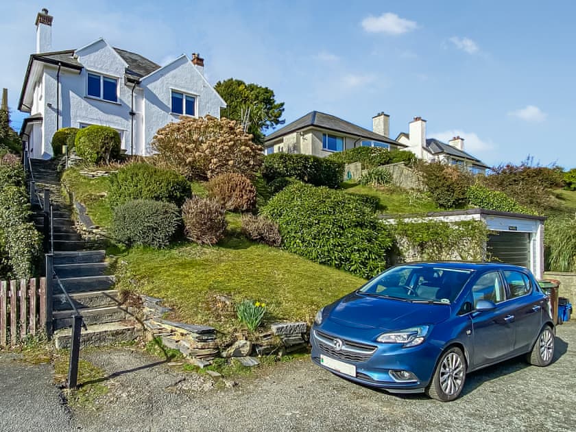 Parking | Sea View House, Borth Y Guest, near Porthmadog