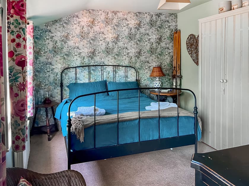 Double bedroom | Swan House, Wangford, near Southwold