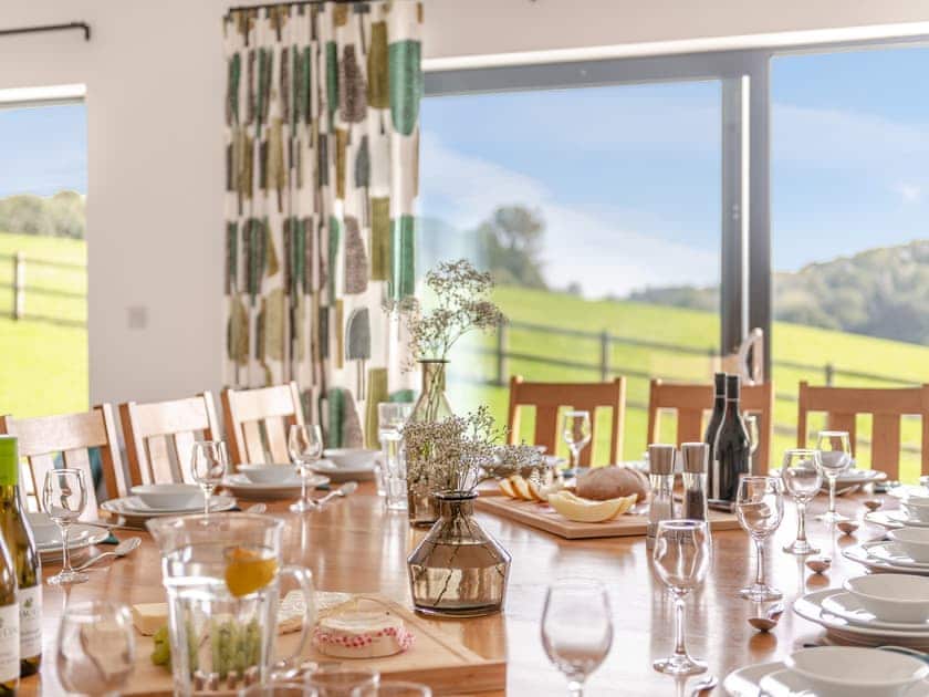 Large convenient dining area | Tree Park, Halwell, near Totnes