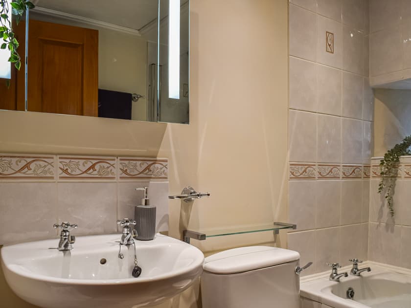 Bathroom | The Stables, Waltham on the Wolds, near Leicestershire